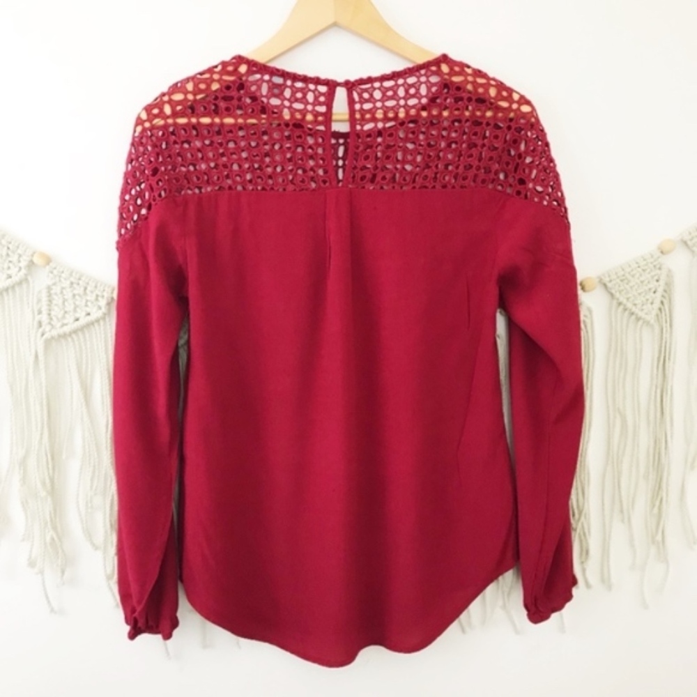 Daniel Rainn Lace Keyhole Long Sleeve Top A5 - Picture 3 of 8